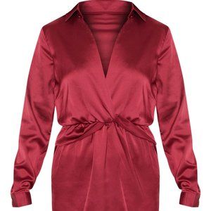 PrettyLittleThing Burgundy Twist Front